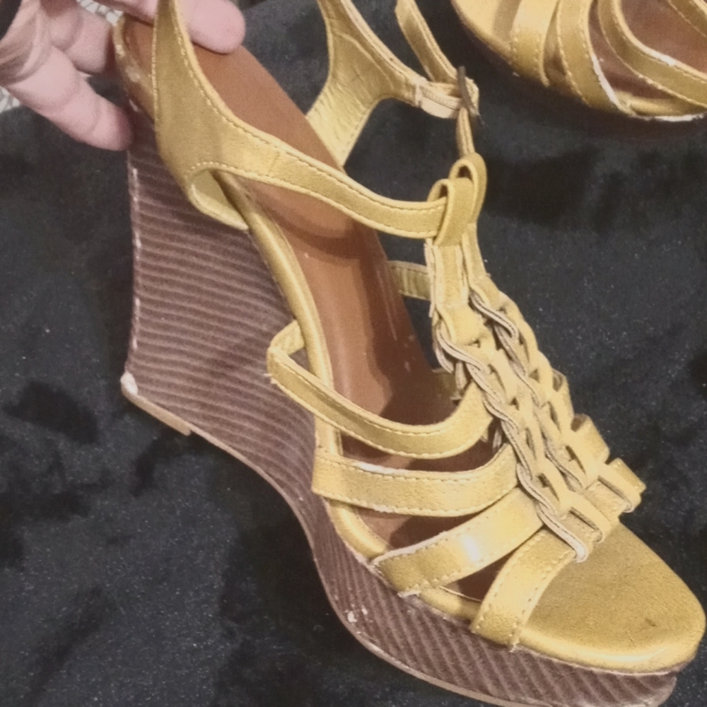 JASMIN yellow pumps - Picture 4 of 4